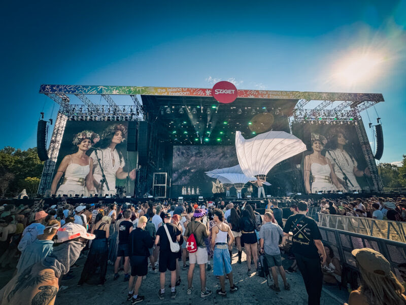 Deva x Napfonat // Sziget